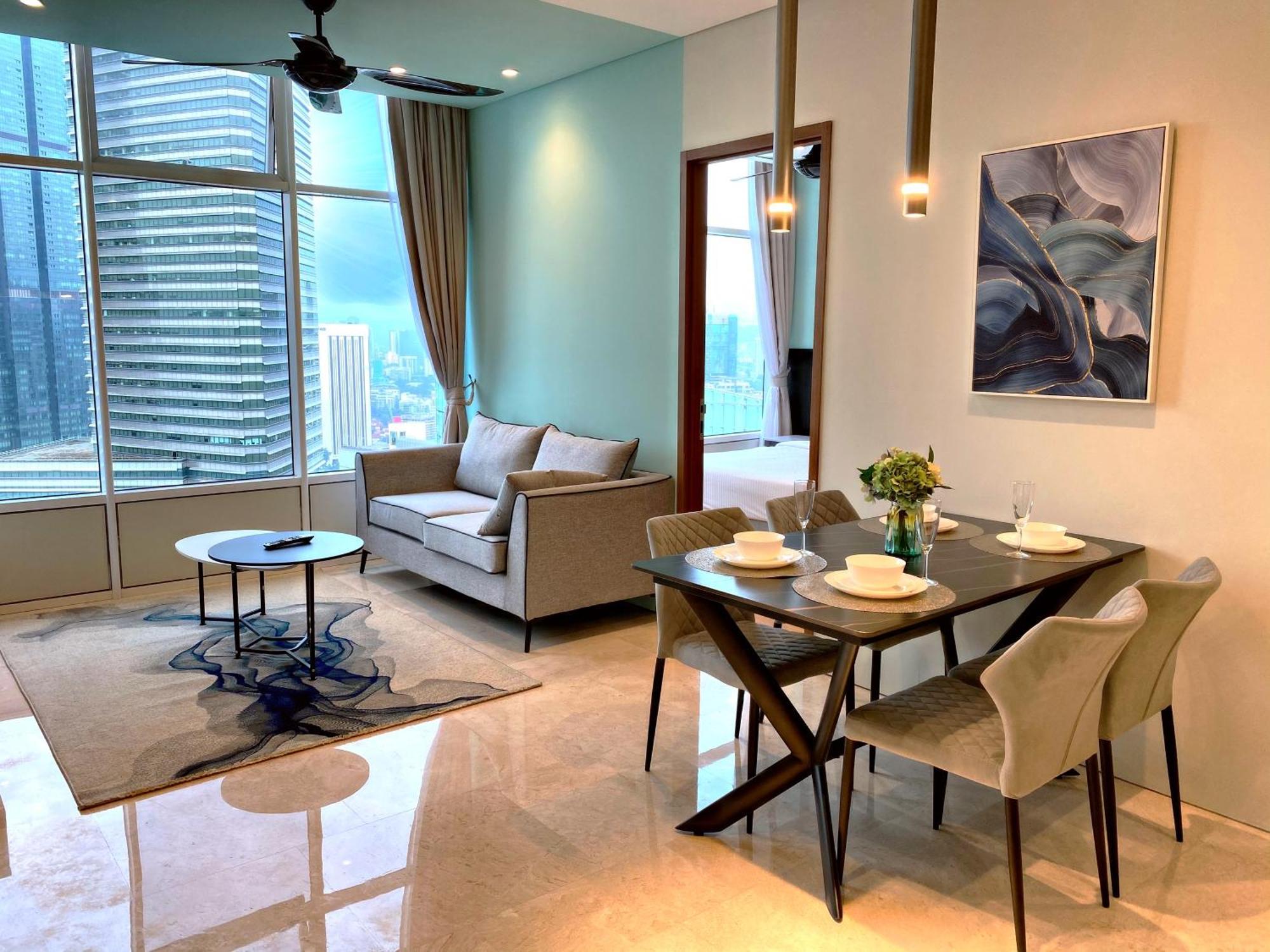 Sky Suites Klcc By Home Stay Kuala Lumpur Exterior foto