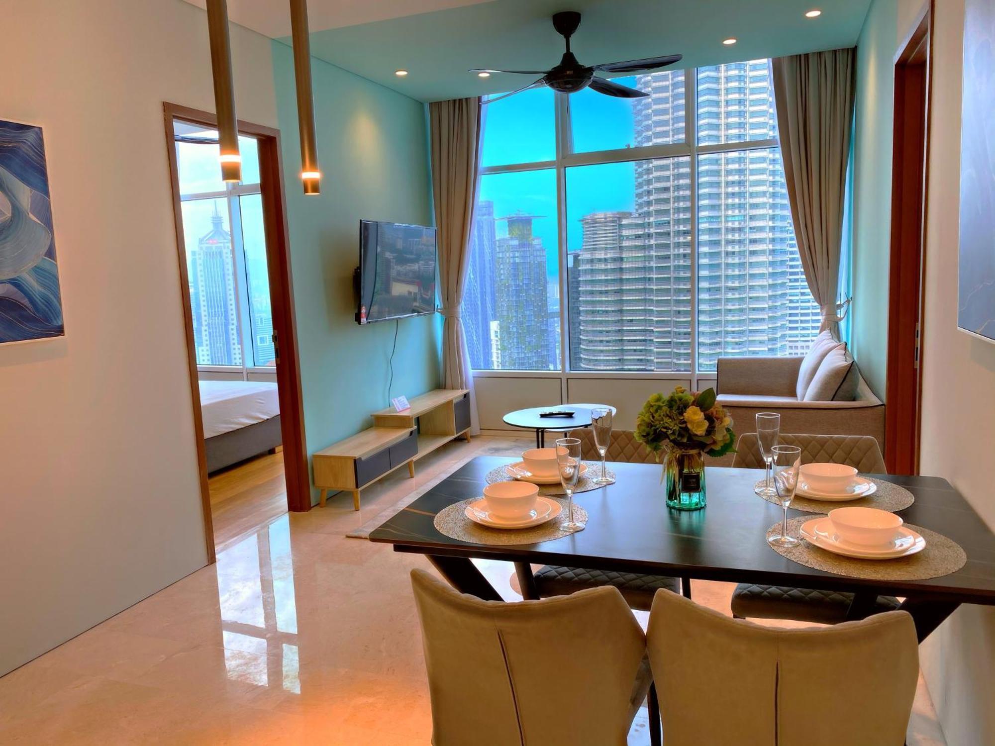 Sky Suites Klcc By Home Stay Kuala Lumpur Exterior foto