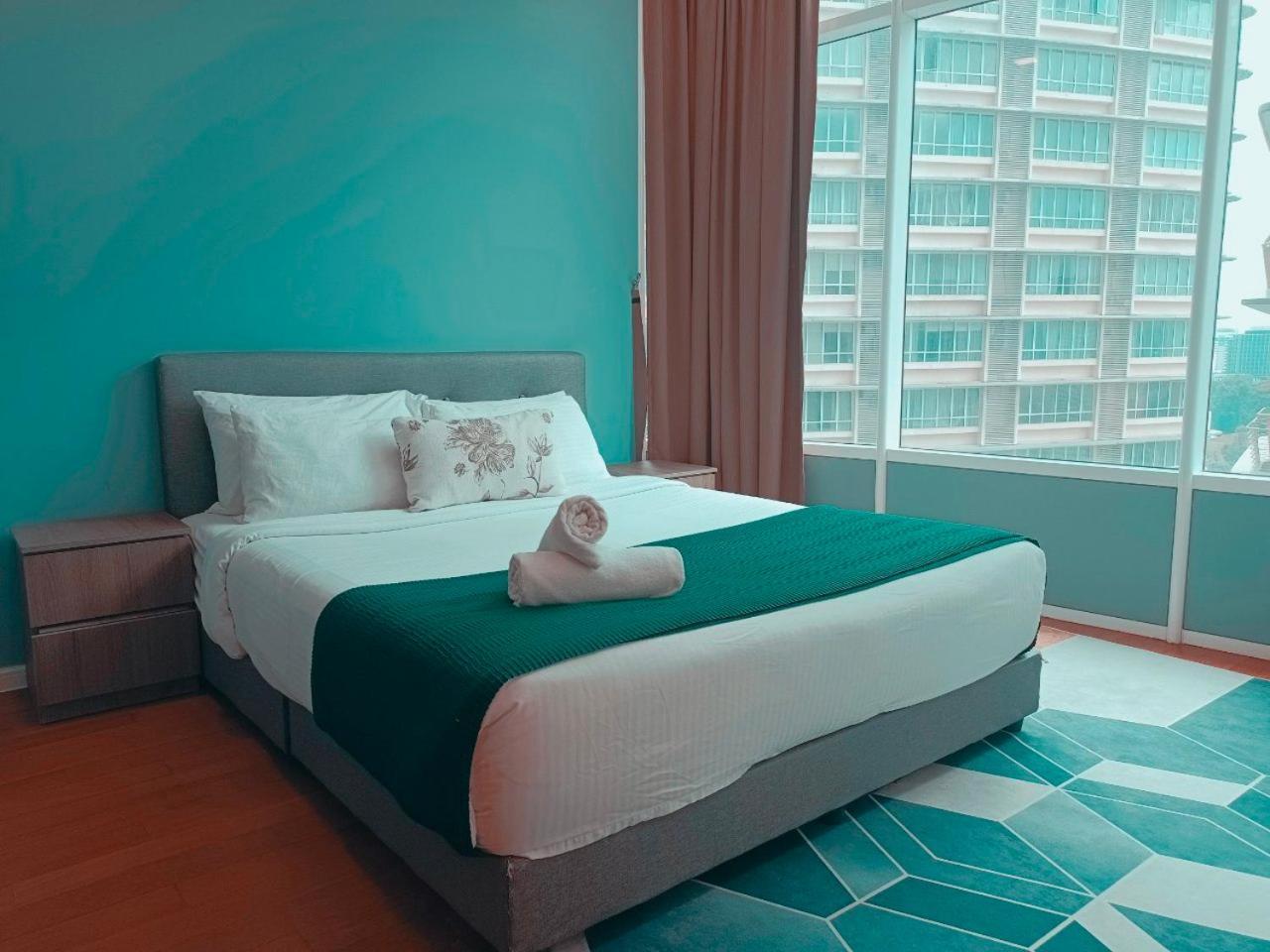 Sky Suites Klcc By Home Stay Kuala Lumpur Exterior foto